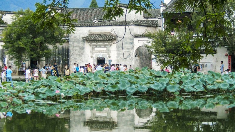 Hongcun, A Village in Chinese Painting