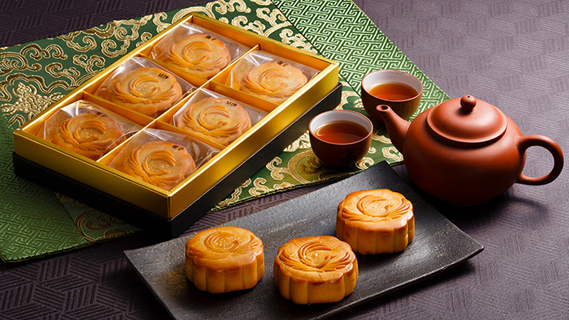 Moon Cake (Yuebing)