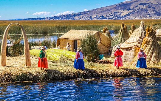 Uros Floating Islands, Puno