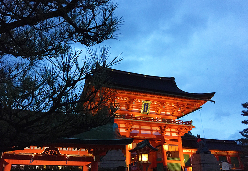  The Fushimi Inar Shrine in Kyoto