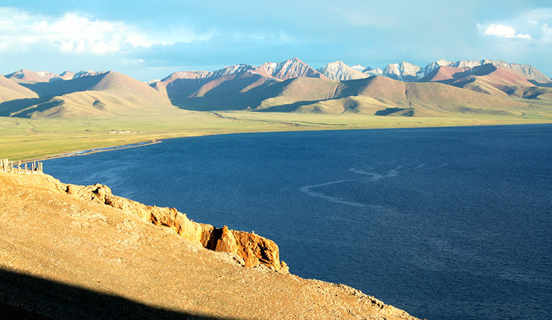 8 Beautiful Lakes in China | West Lake, Qinghai Lake, Lugu Lake