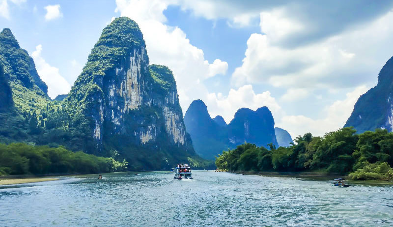 Halong Bay Cruise vs. Li River Cruise