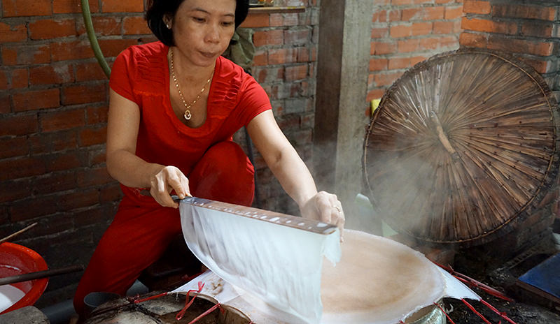 Making Skin of Spring Roll