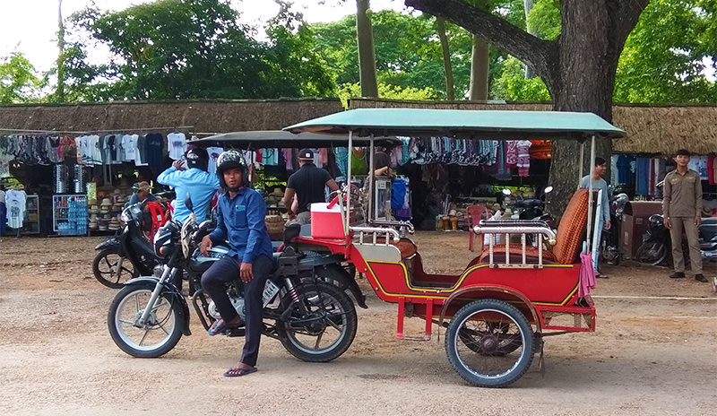 Tuk Tuk Ride in Seam Reap, Cambodia 