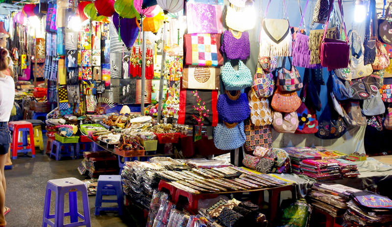 Les étals des articles divers