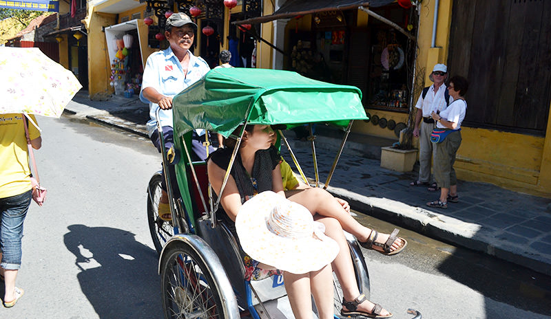Authentic vietnamese rickshaw experience