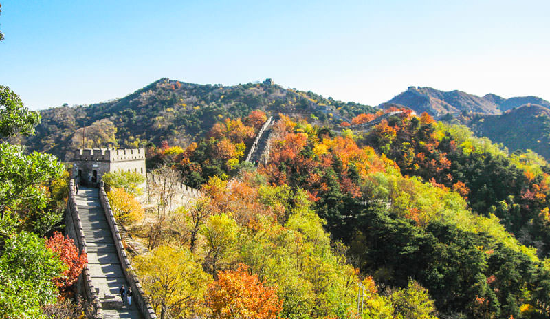 La Grande Muraille aux feuilles colorés