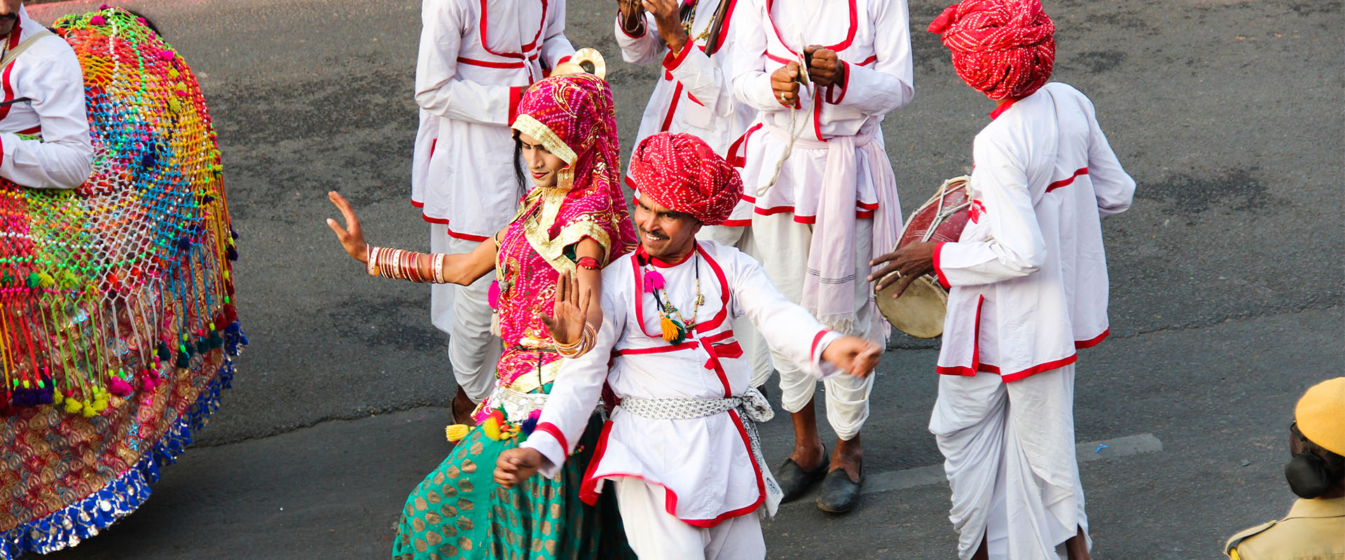 8 Most Popular Festivals to Experience in India, image size:1920x800