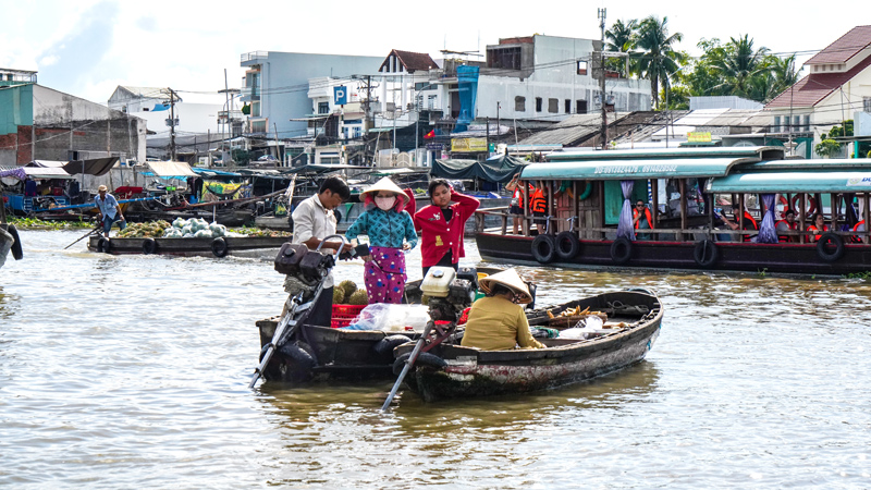 Cai Rang Floating Market