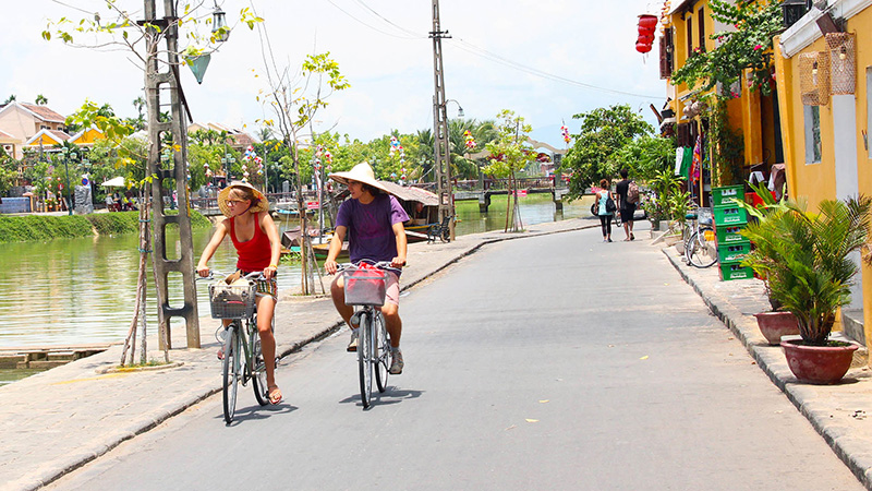 Cycle Around Hoi An Ancient Town