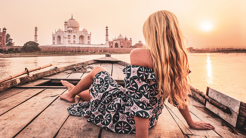 Taj Mahal at Sunset (Photo: Ebru Perera)