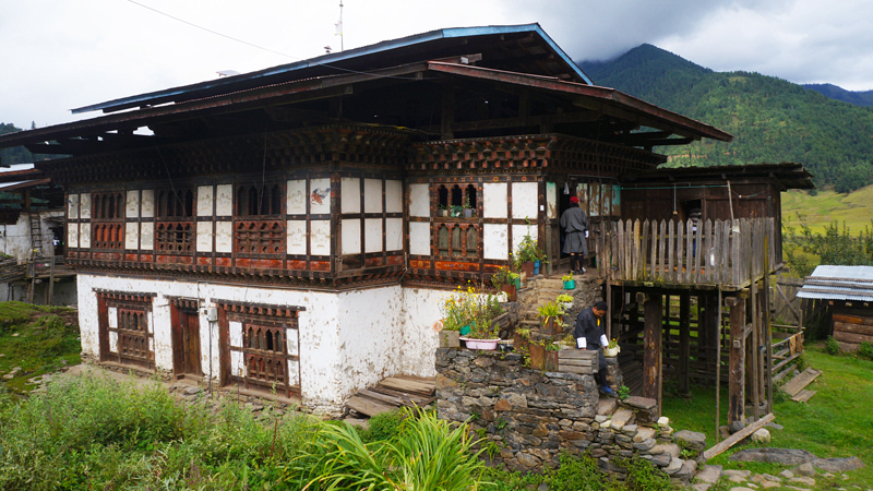 Bhutanese Homestay Farmhouse