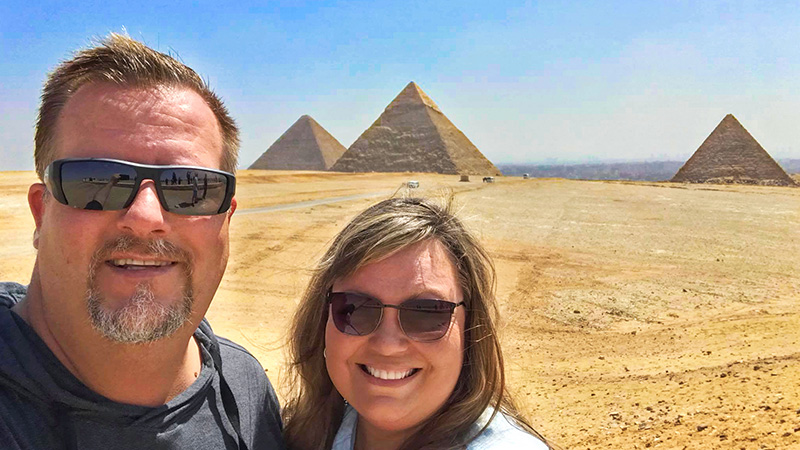 Visit Pyramids of Giza with Sun Protection