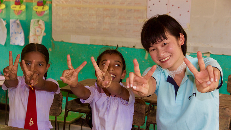 Children in Angunukolwawewa School in Udawalawe, Sri Lanka
