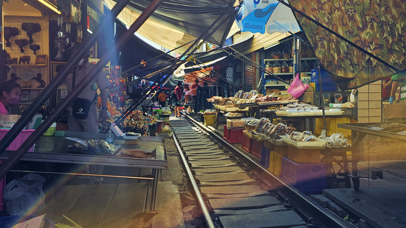 Maeklong Railway Market