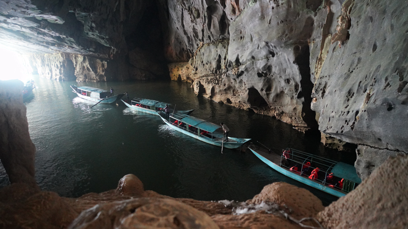 Phong Nha Cave