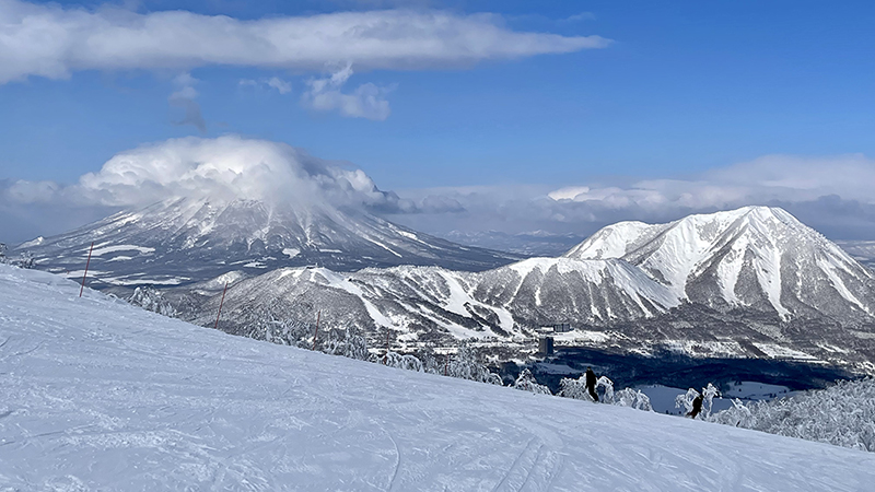 NO ONE CARES YOU RIDE A YETI - Ski Town All-Stars