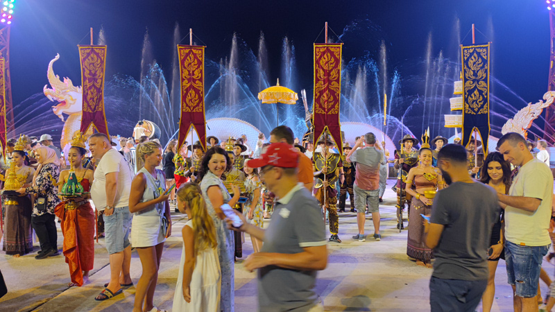 A Special Night Show in Phuket to Welcome the New Year