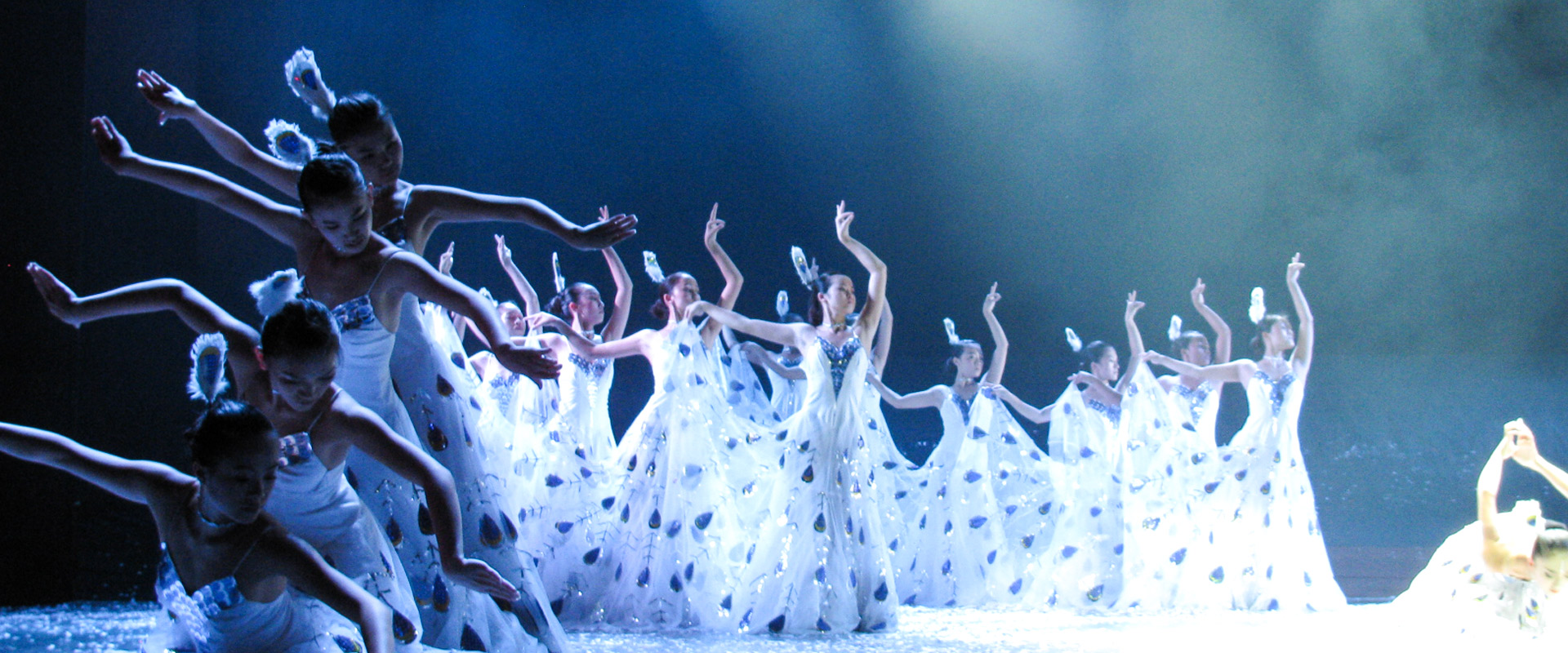 Peacock Dance of Dai Minority, Yunnan Travel Guide