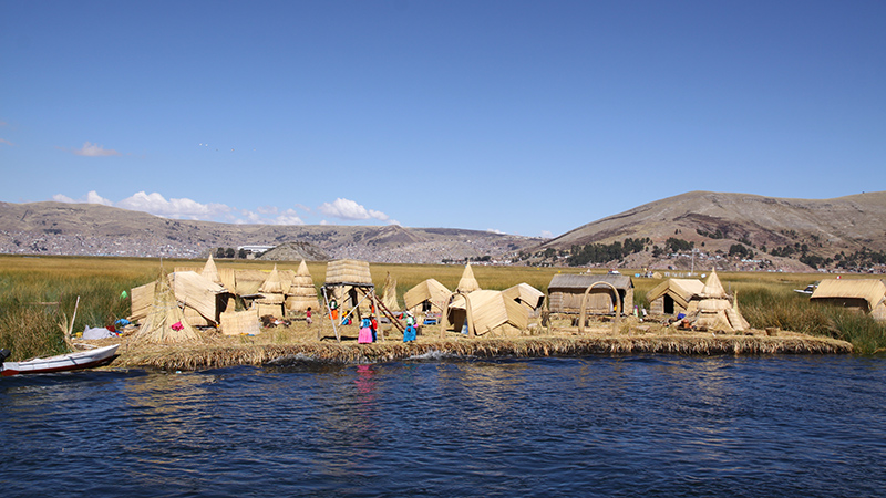 Uros Floating Island, Puno