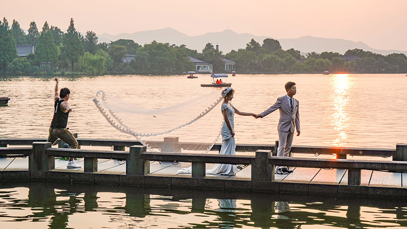 Romantic West Lake