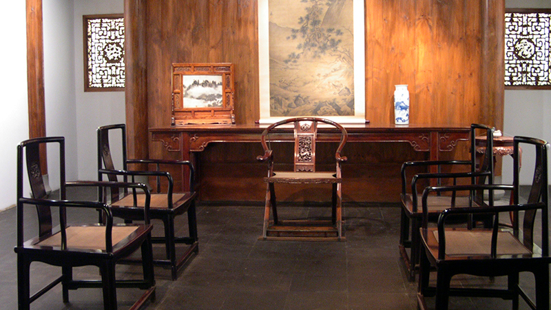 Ancient furniture displayed in Shanghai Museum