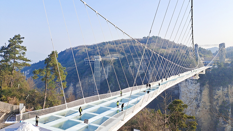 Zhangjiajie grand canyon glass bridge