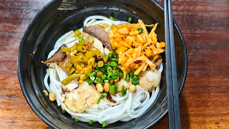 Delicious Guilin rice noodles