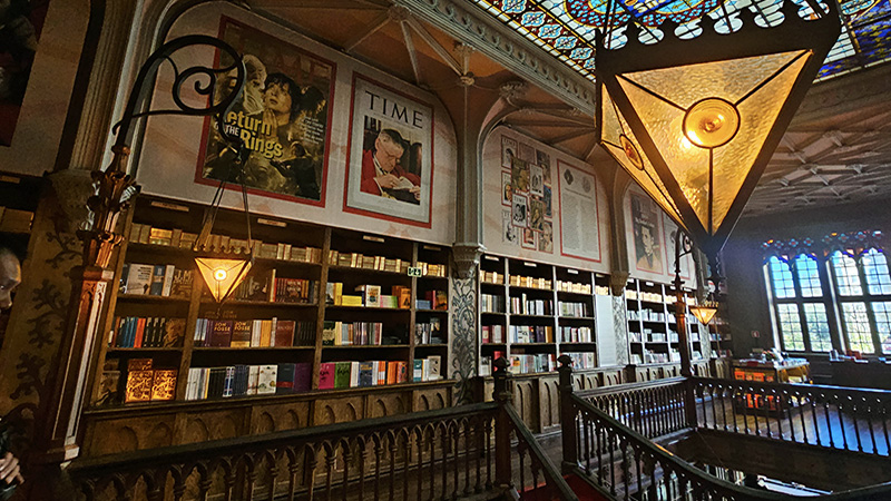 Livraria Lello Bookstore
