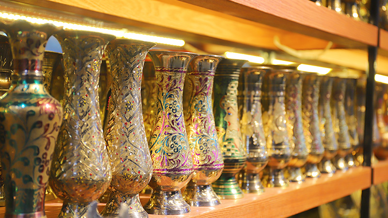 Souvenirs in Erdaoqiao Grand Bazaars