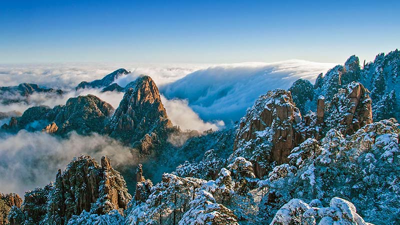 Huangshan Cloud Seas in Winter
