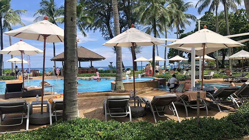  Katathani Phuket Beach Resort 