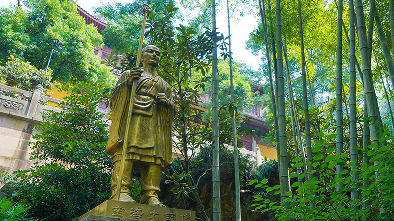 A monk statue at Lingyin Temple