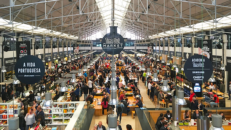 Avoid Dining During Peak Hours