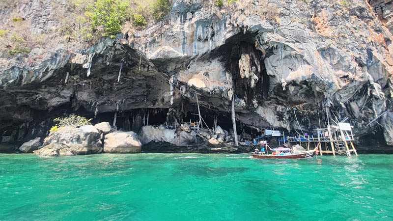 Viking Cave, Koh Phi Phi Leh