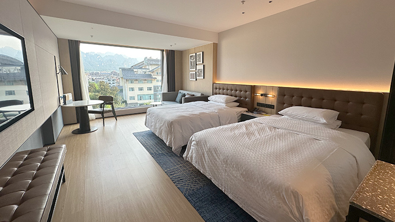 Twin room at Four Points by Sheraton Zhangjiajie National Forest Park