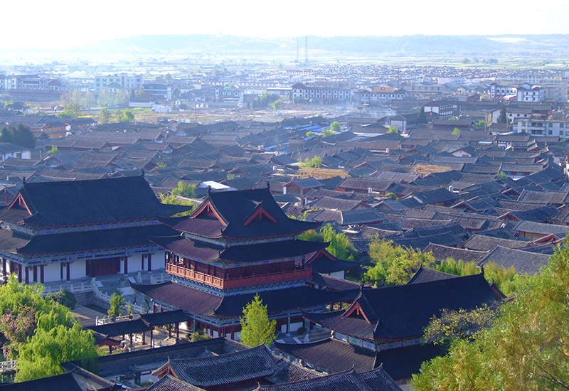 A bird's eye view of the Lijiang Old Town