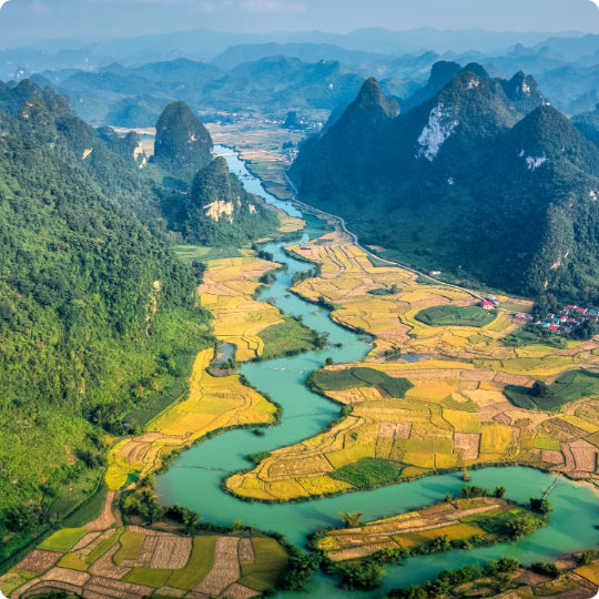 YANGTZE RIVER CRUISE