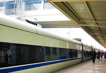 China Begins Operating Its Newest High-Speed Model 