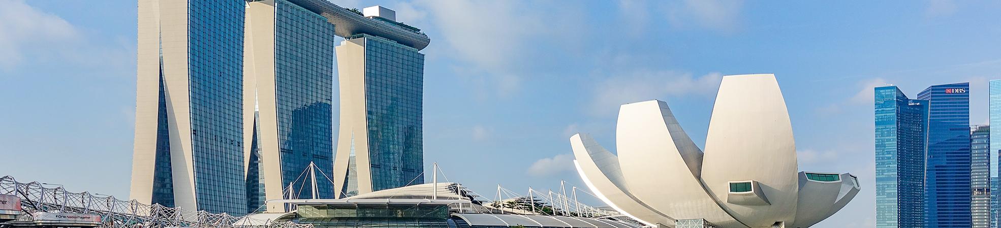 5 Top Reasons Why You Should Visit Singapore