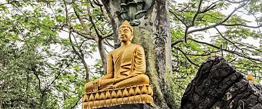 Mount Phou Si