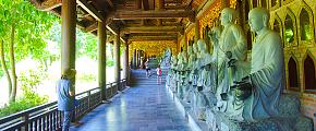 10 Best Vietnam's Temples and Pagodas to Visit
