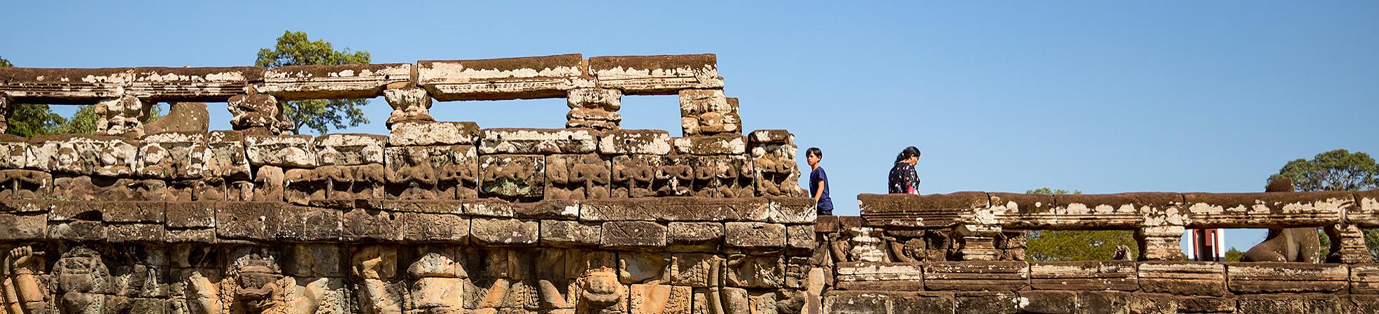 Travel Guide of Angkor Ruins