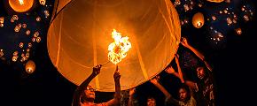 la fête des lumières en Thaïlande