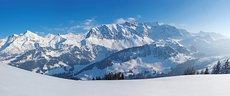 Best Time to Ski in Japan