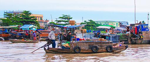 Cai Rang floating market