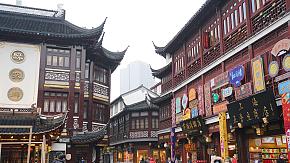 Yuyuan Bazaar: What to Buy on Your Shanghai Tour