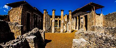 How to Visit Pompeii