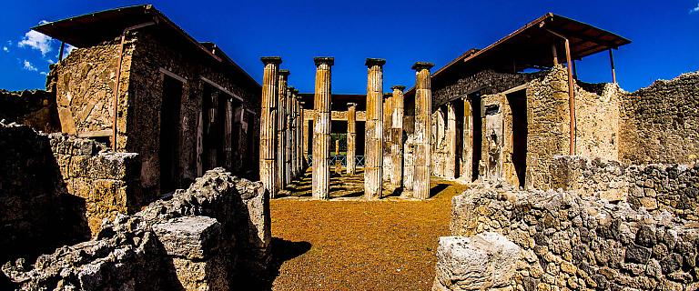How to Visit Pompeii