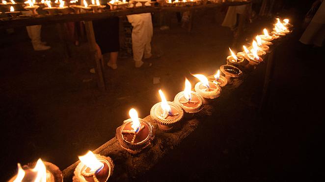 Loy Krathong (Festival de las Linternas de Agua)